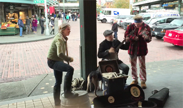 Buskers at Pikes Market